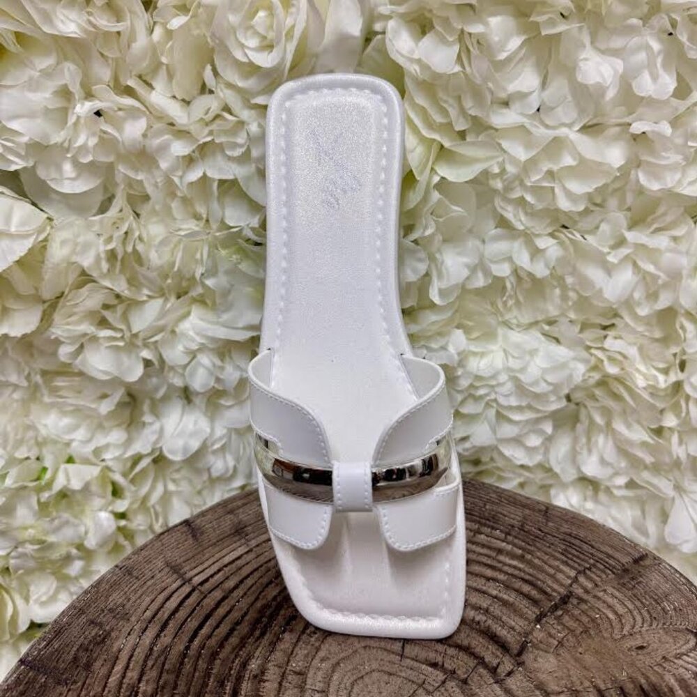 White Sandal with Silver Metal Detailing